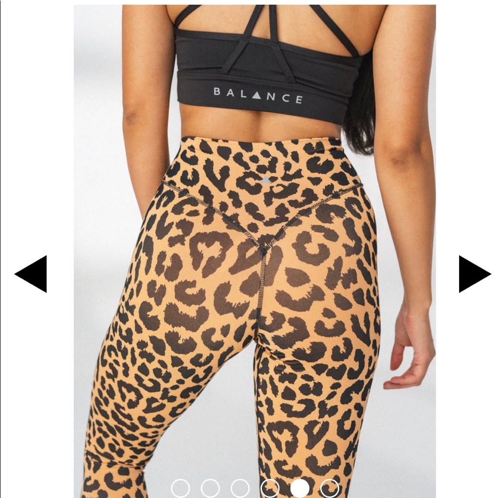 Brand New, never worn. Vitality Ascend Cloud Leggings - King Cheetah
